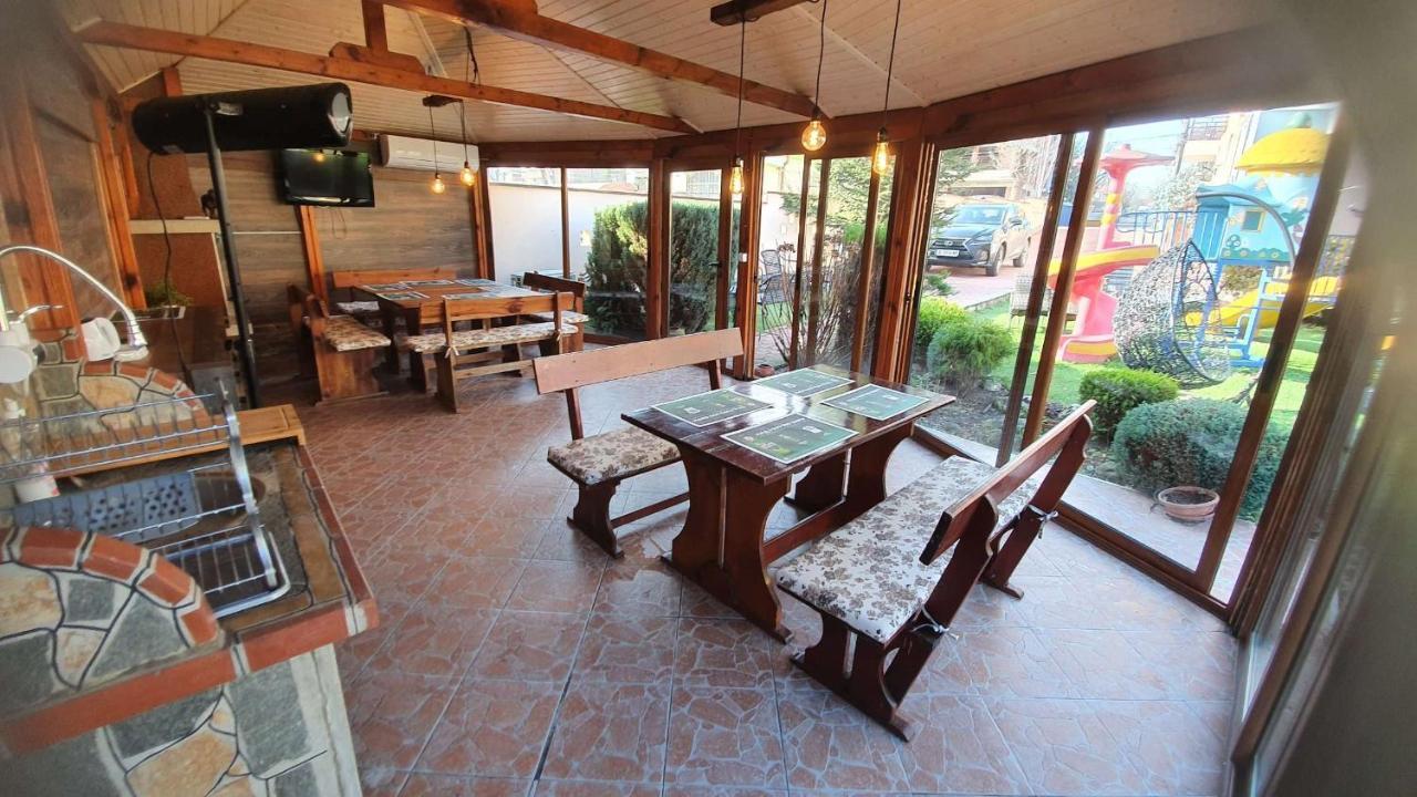 Family Hotel Kedara Burgas Exterior photo