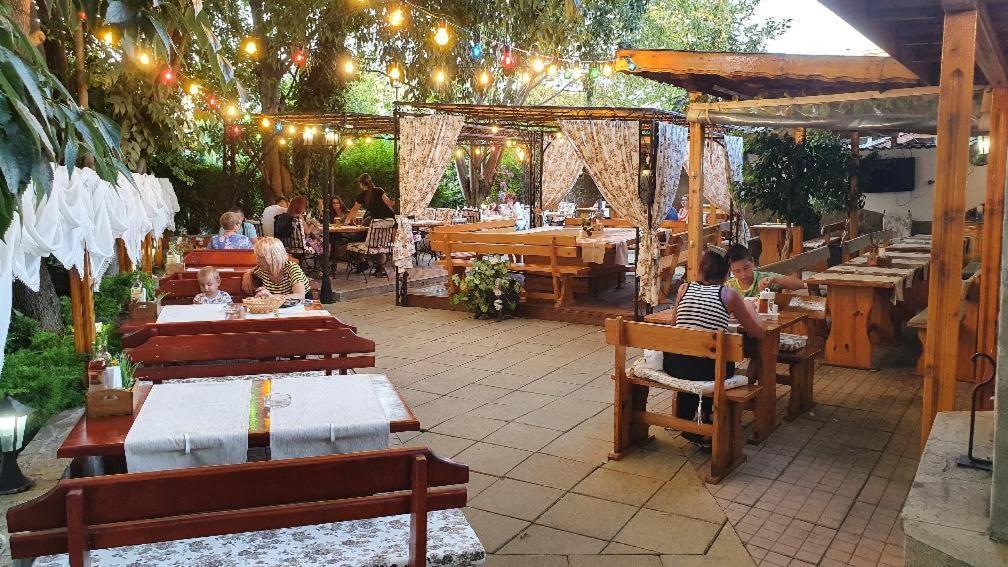 Family Hotel Kedara Burgas Exterior photo