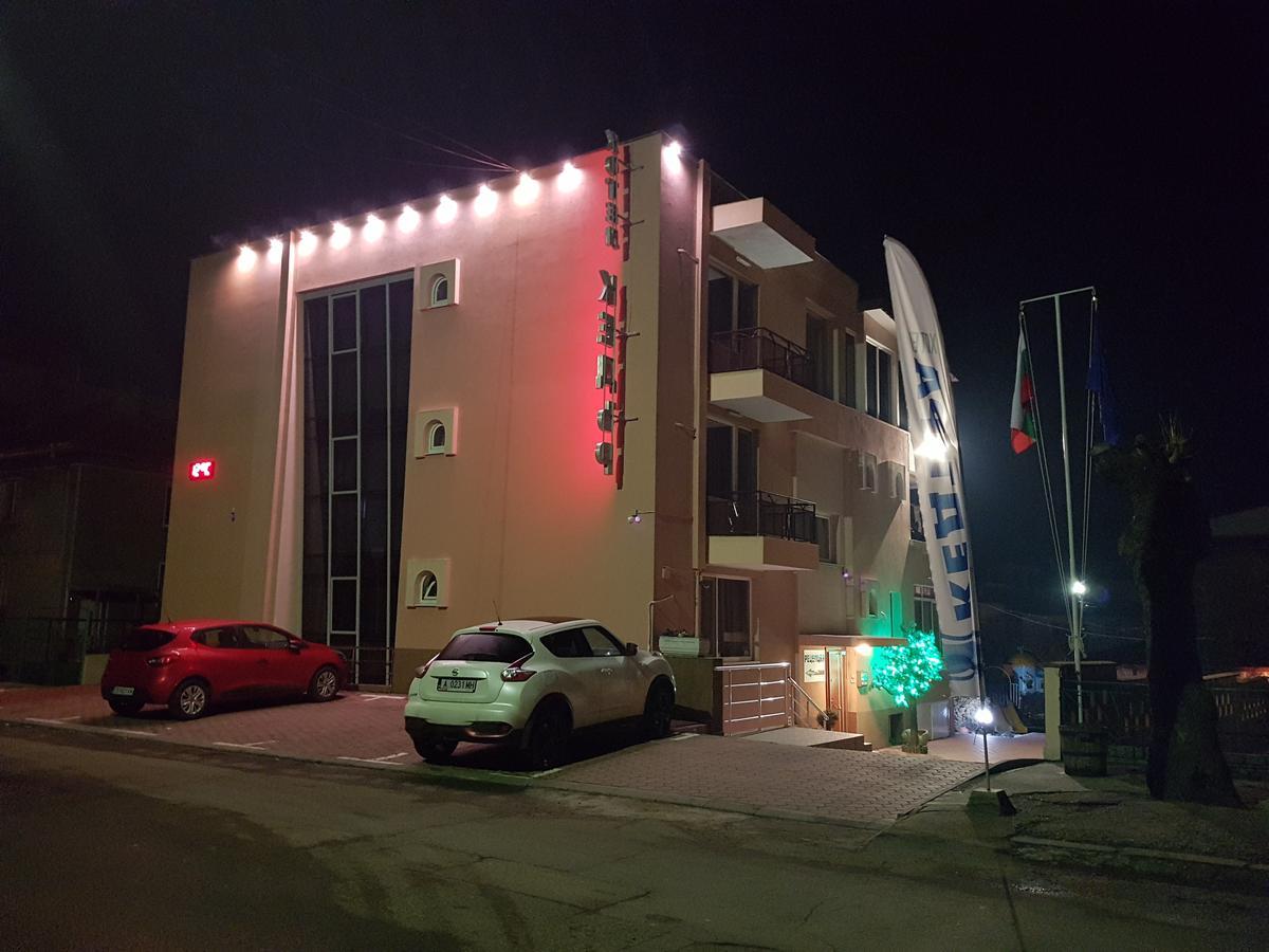 Family Hotel Kedara Burgas Exterior photo